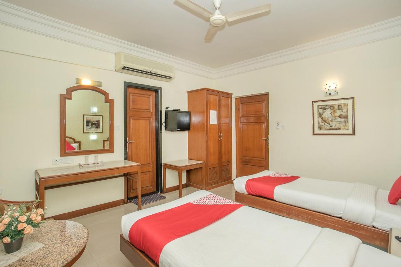 Oyo 579 Hotel Aab Bangalore Exterior photo